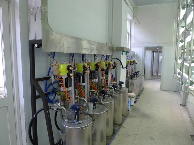 Liquid paint kitchen pumps SAMES KREMLIN